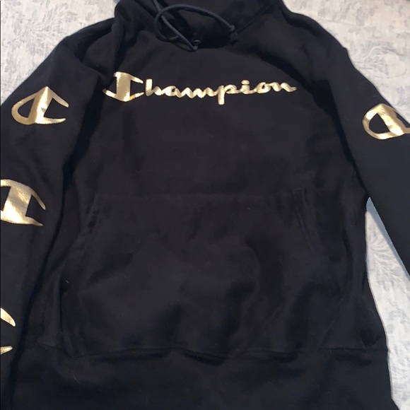 Champion Tops - Black champion hoodie